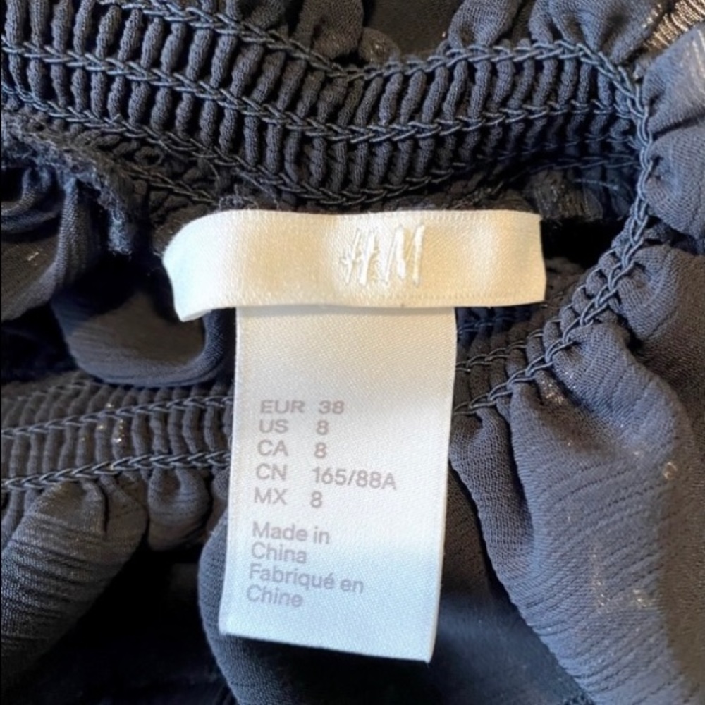 NWOT Ruffled H&M Top - Picture 4 of 5